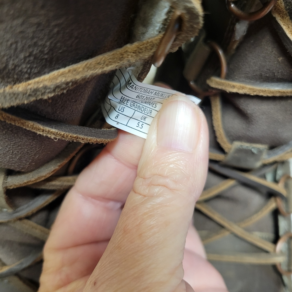 New Manitobah Mukluk Waterproof Pacific Fur-Trimmed Winter Boots 8 - Picture 10 of 11